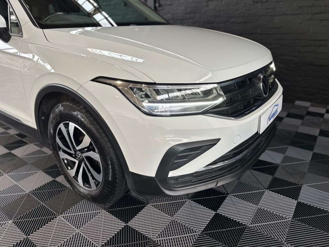 2021 VOLKSWAGEN TIGUAN 2021 VOLKSWAGEN TIGUAN