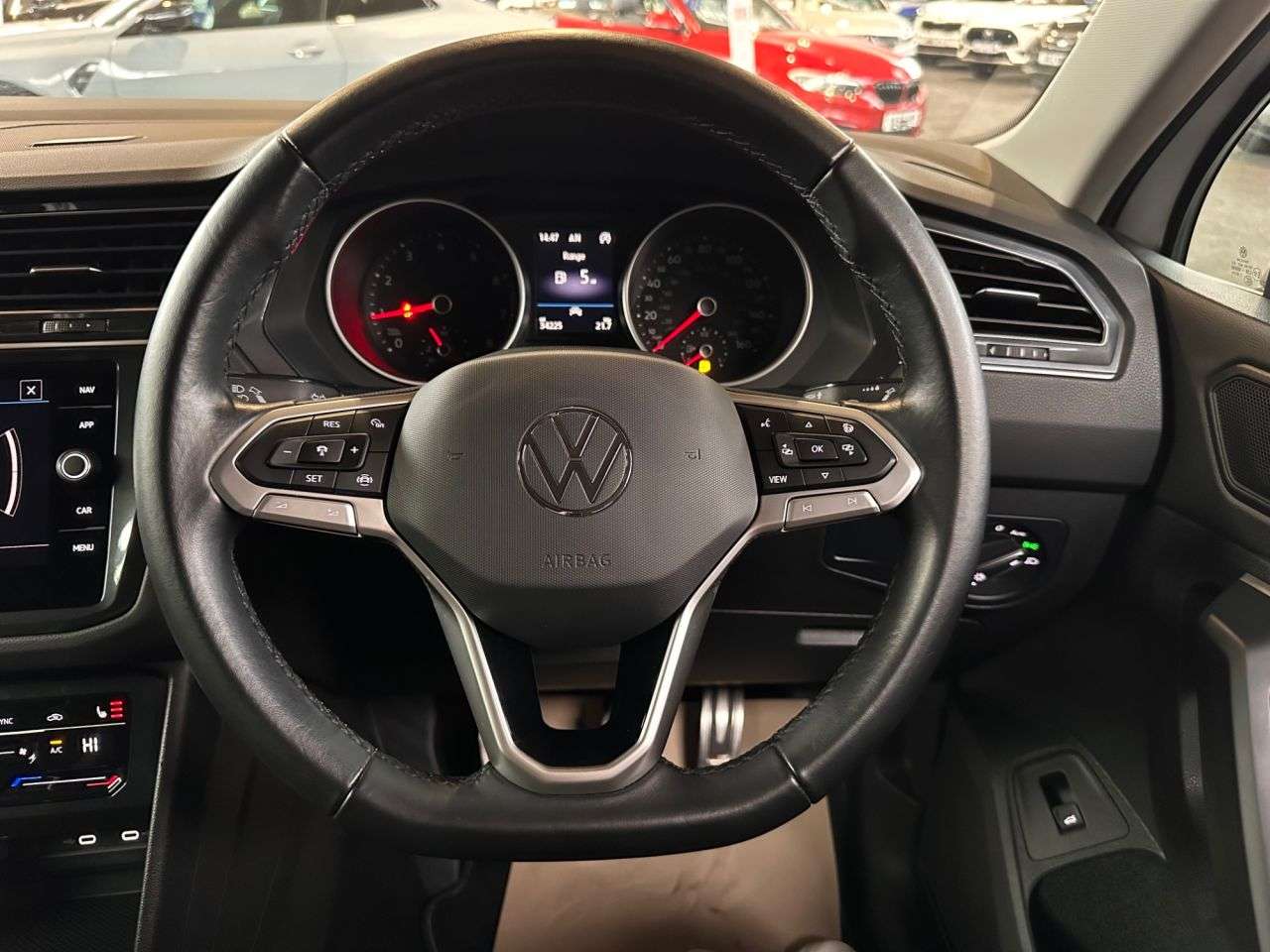 A 2021 VOLKSWAGEN TIGUAN 1.5 TSI Active SUV 5dr Petrol Manual Euro 6 (s/s) (130 ps) ONLY 34,000 MILE A 2021 VOLKSWAGEN TIGUAN 1.5 TSI Active SUV 5dr Petrol Manual Euro 6 (s/s) (130 ps) ONLY 34,000 MILE