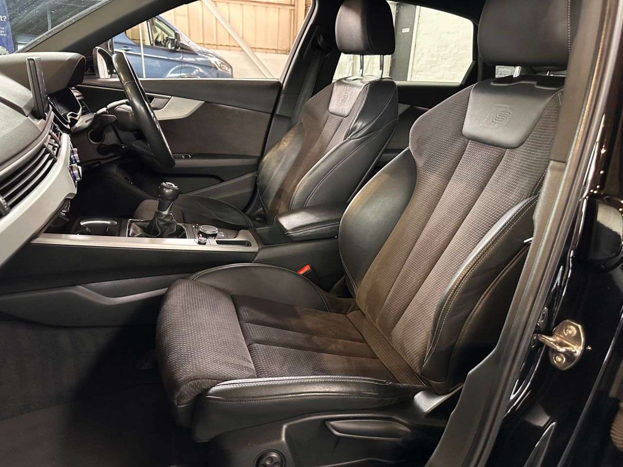 2018 AUDI A4 2018 AUDI A4