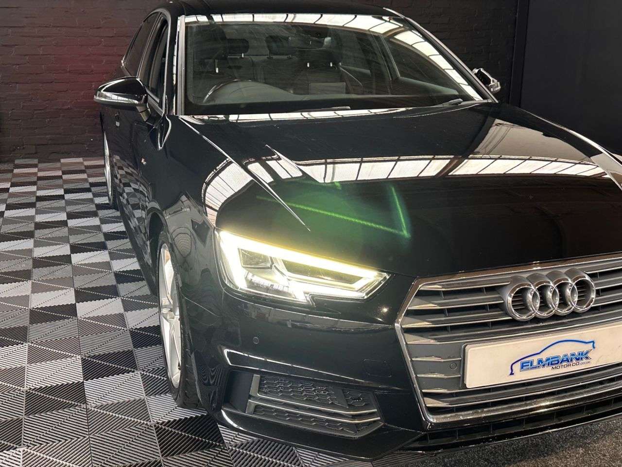 2018 AUDI A4 2018 AUDI A4