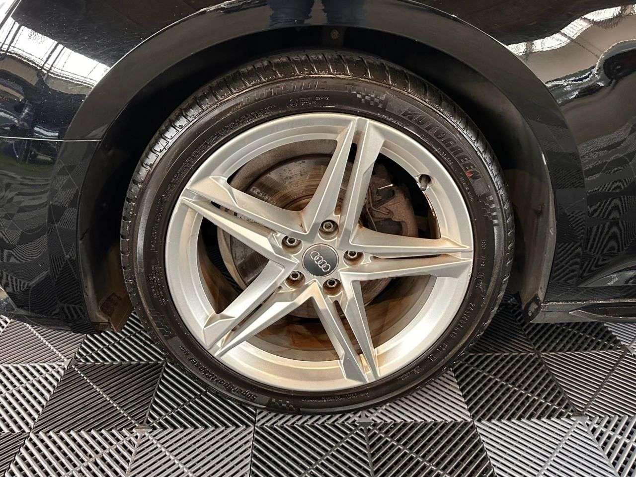 2018 AUDI A4 2018 AUDI A4