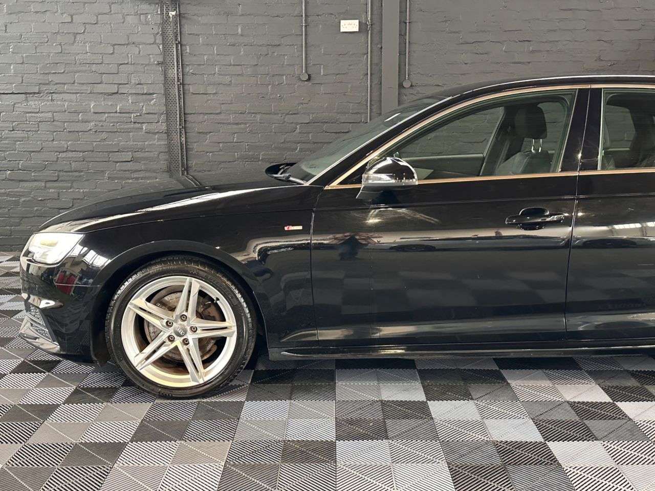 2018 AUDI A4 2018 AUDI A4