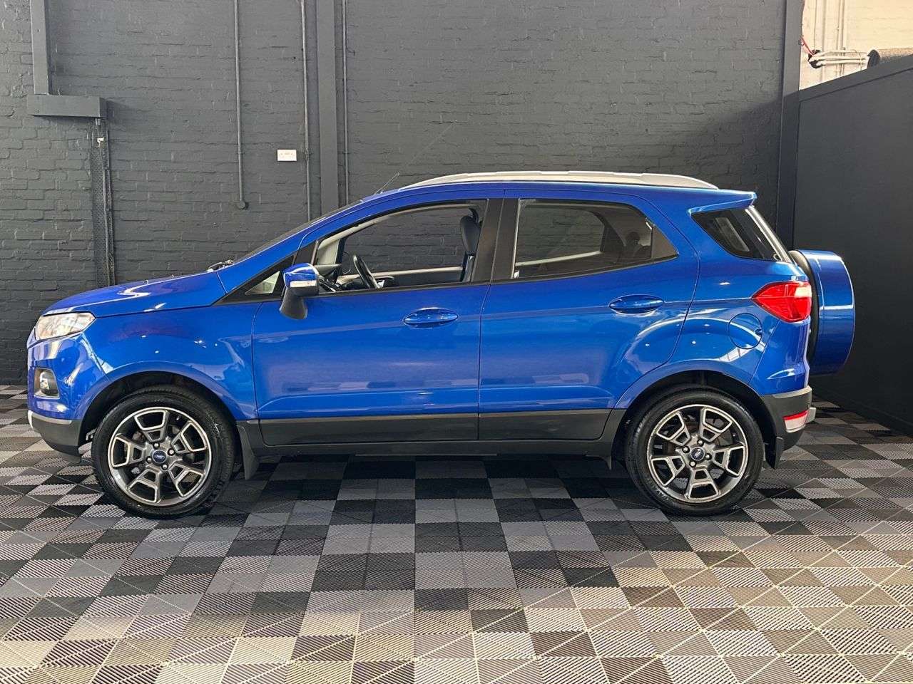 A 2014 FORD ECOSPORT 1.0T EcoBoost Titanium SUV 5dr Petrol Manual 2WD Euro 5 (s/s) (125 ps) ULEZ A 2014 FORD ECOSPORT 1.0T EcoBoost Titanium SUV 5dr Petrol Manual 2WD Euro 5 (s/s) (125 ps) ULEZ