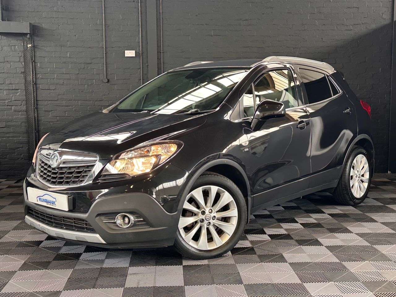 A 2015 VAUXHALL MOKKA 1.7 CDTi SE SUV 5dr Diesel Auto 2WD Euro 5 (130 ps) ONLY 2 OWNERS - 2 REMOT A 2015 VAUXHALL MOKKA 1.7 CDTi SE SUV 5dr Diesel Auto 2WD Euro 5 (130 ps) ONLY 2 OWNERS - 2 REMOT