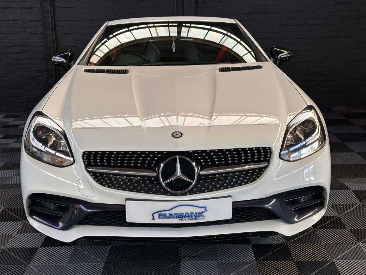 A 2017 MERCEDES-BENZ SLC 2.1 SLC250d AMG Line Convertible 2dr Diesel G-Tronic Euro 6 (s/s) (204 ps) A 2017 MERCEDES-BENZ SLC 2.1 SLC250d AMG Line Convertible 2dr Diesel G-Tronic Euro 6 (s/s) (204 ps)