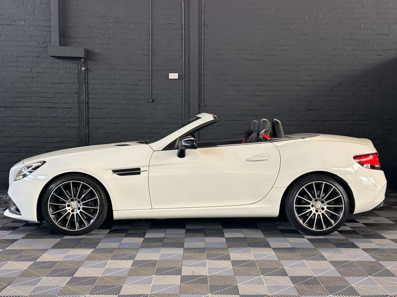 2017 MERCEDES-BENZ SLC 2017 MERCEDES-BENZ SLC