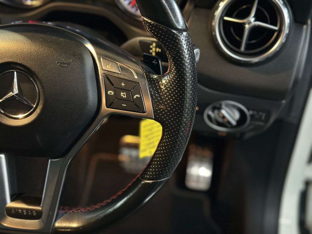 2015 MERCEDES GLA-CLASS 2015 MERCEDES GLA-CLASS