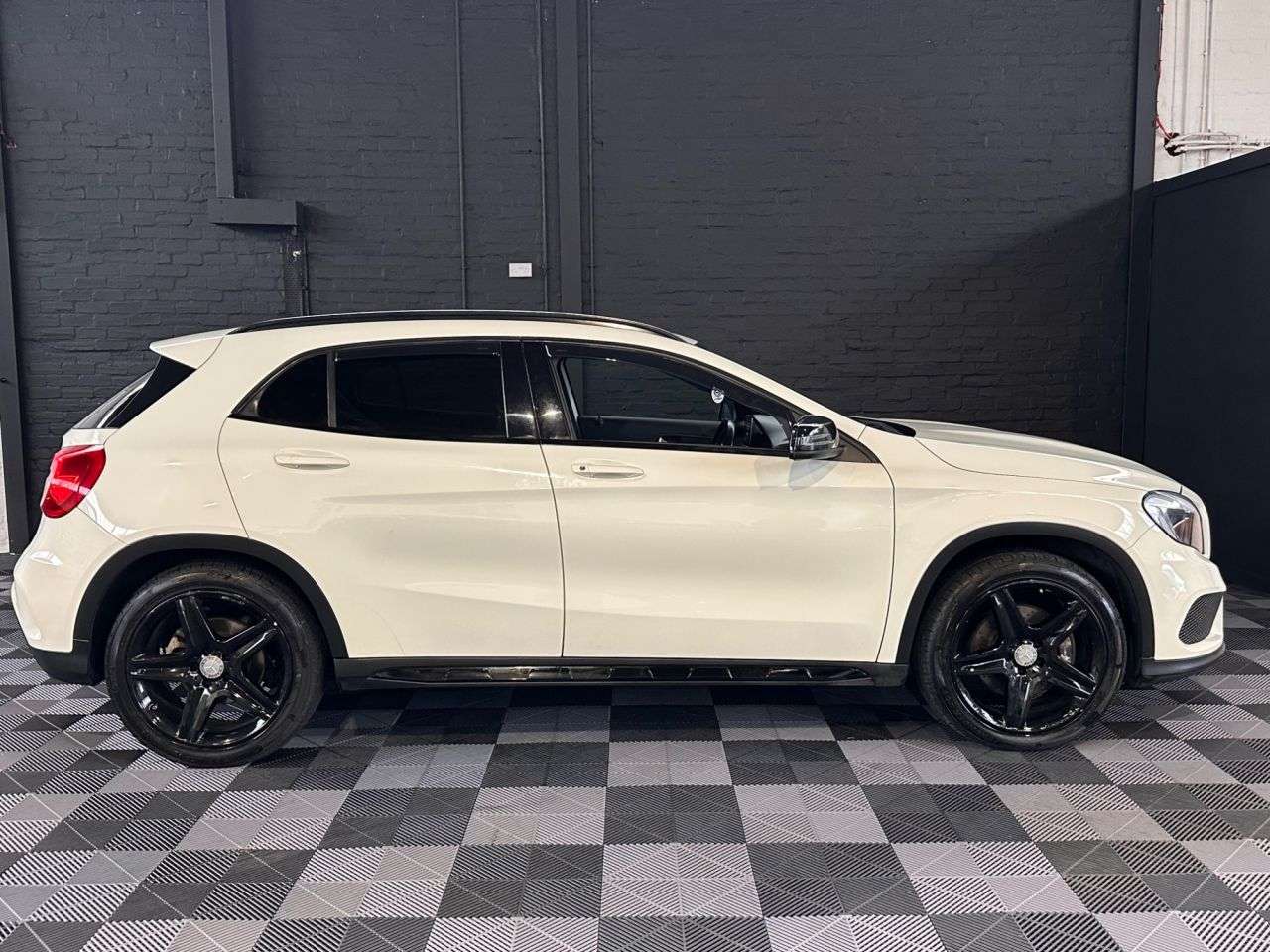 2015 MERCEDES GLA-CLASS 2015 MERCEDES GLA-CLASS