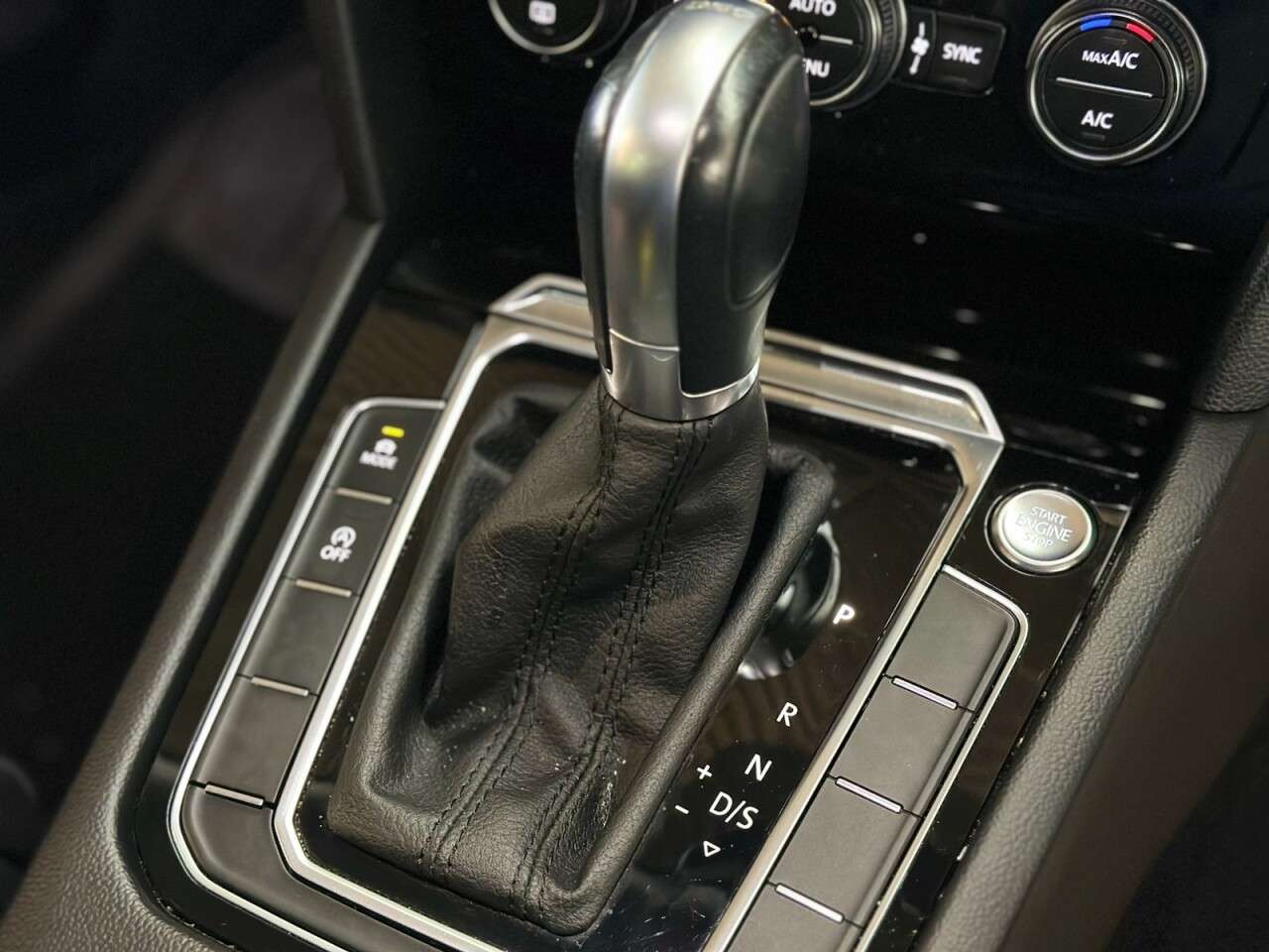 2019 VOLKSWAGEN PASSAT 2019 VOLKSWAGEN PASSAT