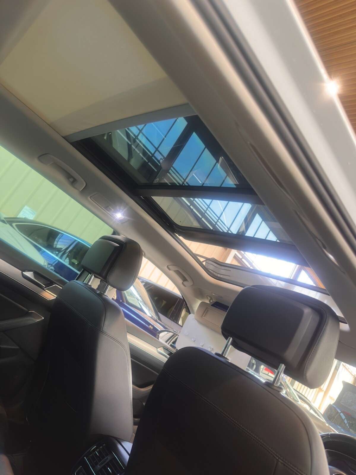 A 2019 VOLKSWAGEN PASSAT 2.0 TDI GT Estate 5dr Diesel DSG Euro 6 (s/s) (150 ps) ULEZ COMPLIANT - AUT A 2019 VOLKSWAGEN PASSAT 2.0 TDI GT Estate 5dr Diesel DSG Euro 6 (s/s) (150 ps) ULEZ COMPLIANT - AUT