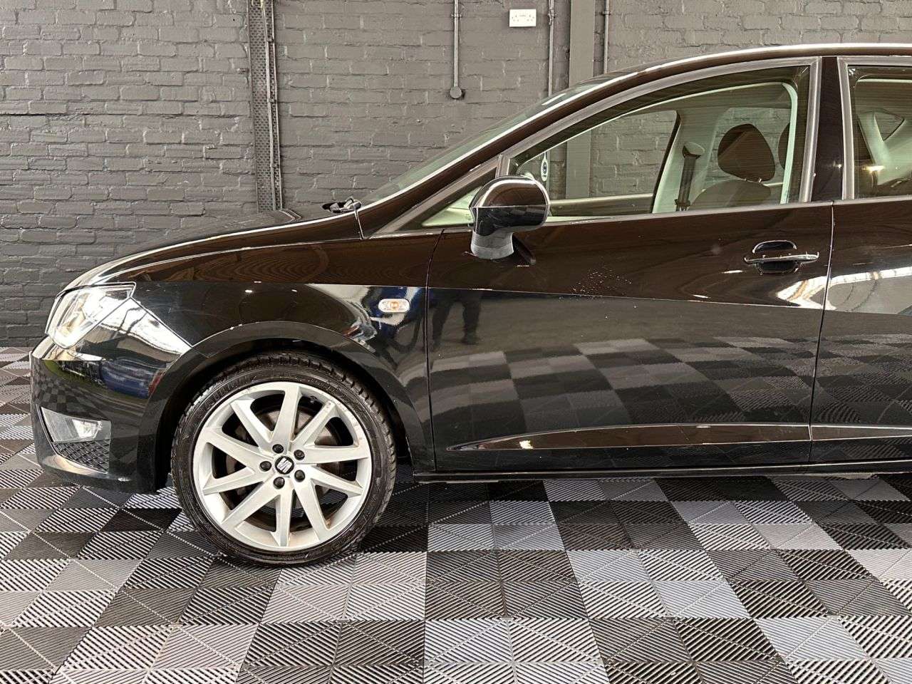 A 2015 SEAT IBIZA 1.2 TSI FR Hatchback 5dr Petrol Manual Euro 6 (110 ps) £35 ROAD TAX - 7 STA A 2015 SEAT IBIZA 1.2 TSI FR Hatchback 5dr Petrol Manual Euro 6 (110 ps) £35 ROAD TAX - 7 STA