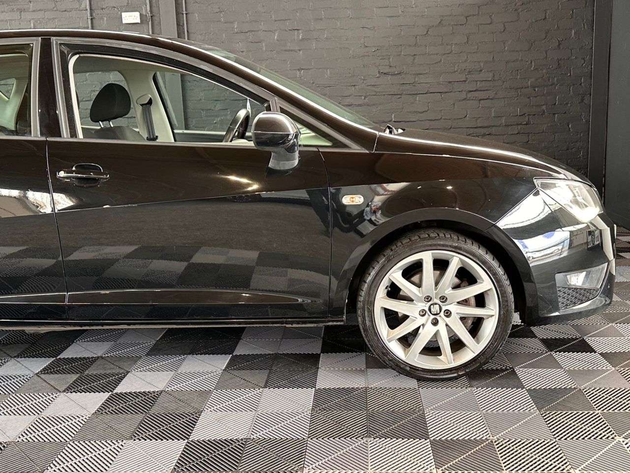 2015 SEAT IBIZA 2015 SEAT IBIZA