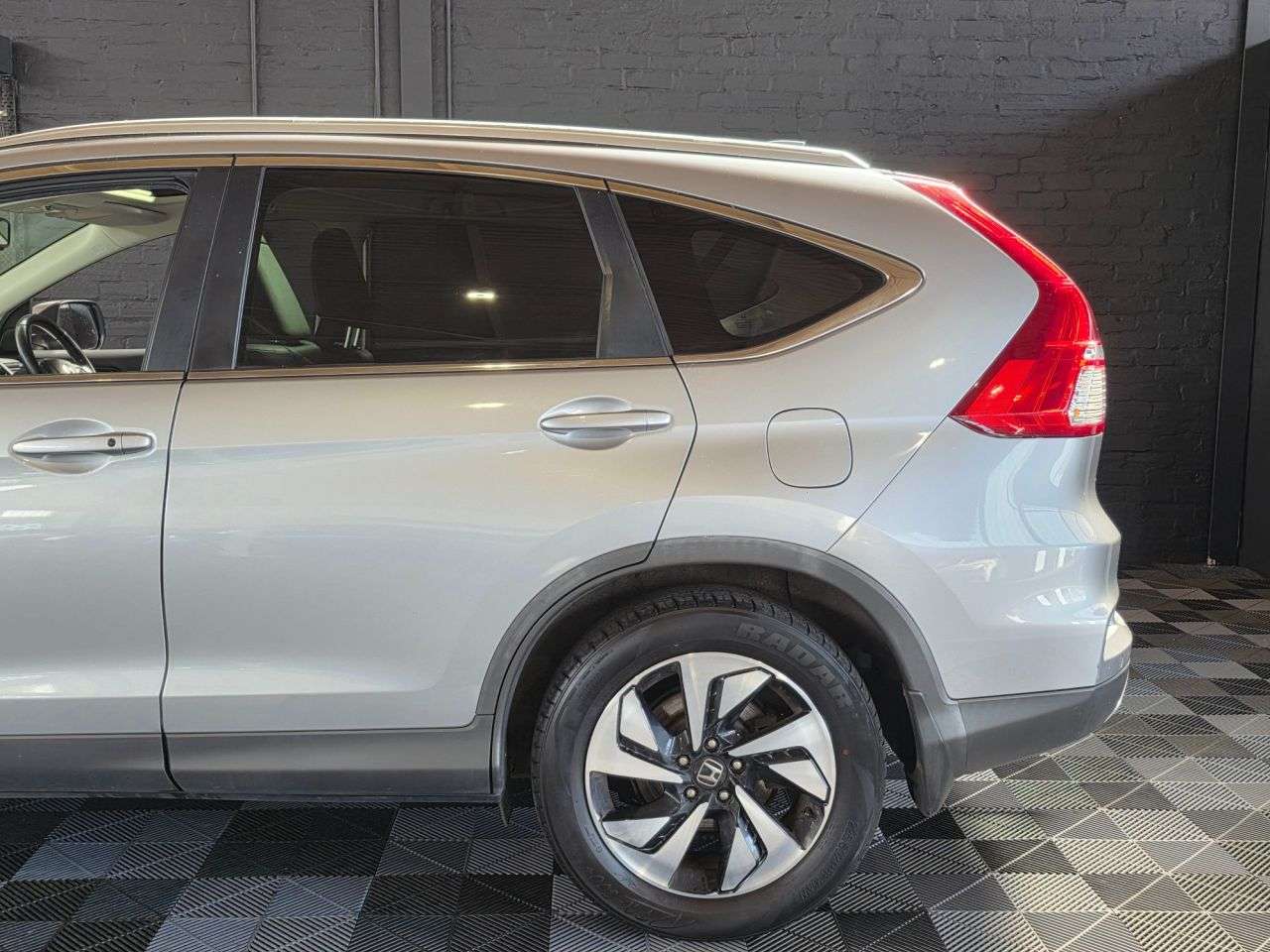 A 2018 HONDA CR-V 1.6 i-DTEC EX SUV 5dr Diesel Manual 4WD Euro 6 (s/s) (160 ps) HONDA HISTORY A 2018 HONDA CR-V 1.6 i-DTEC EX SUV 5dr Diesel Manual 4WD Euro 6 (s/s) (160 ps) HONDA HISTORY