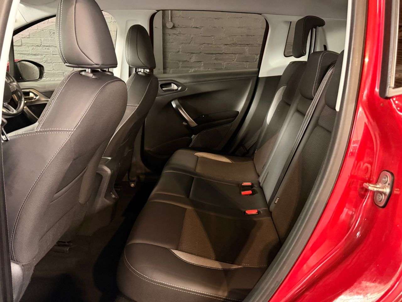 A 2019 PEUGEOT 2008 1.5 BlueHDi Allure SUV 5dr Diesel Manual Euro 6 (s/s) (100 ps) LOW ROAD TAX A 2019 PEUGEOT 2008 1.5 BlueHDi Allure SUV 5dr Diesel Manual Euro 6 (s/s) (100 ps) LOW ROAD TAX