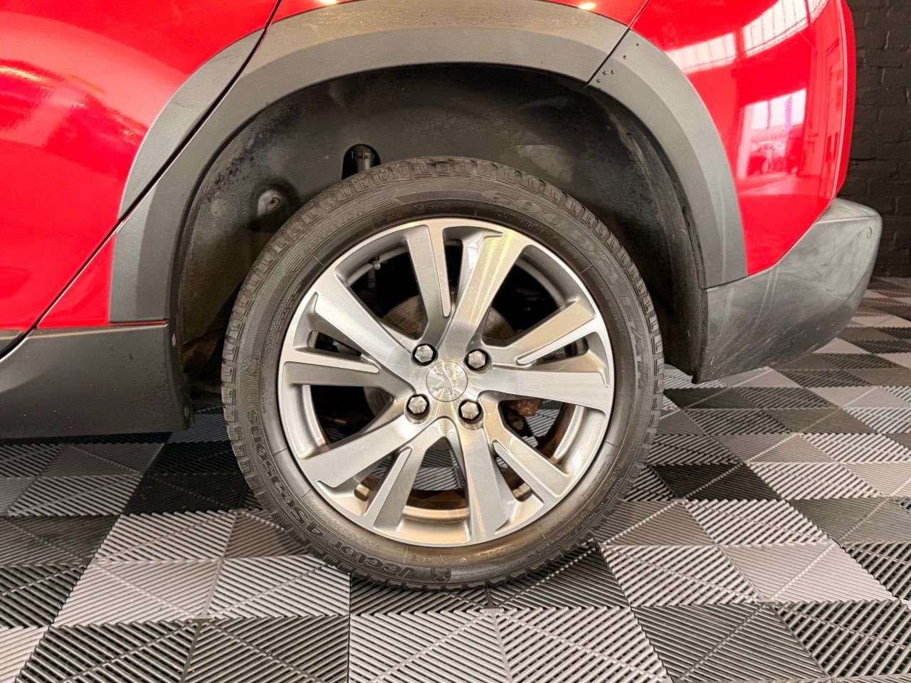 2019 PEUGEOT 2008 2019 PEUGEOT 2008