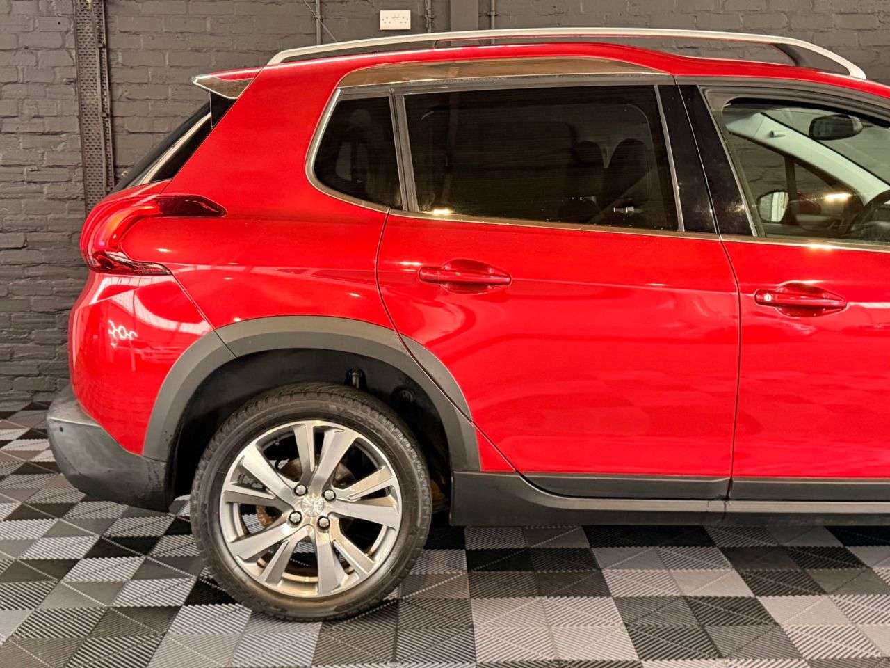 2019 PEUGEOT 2008 2019 PEUGEOT 2008