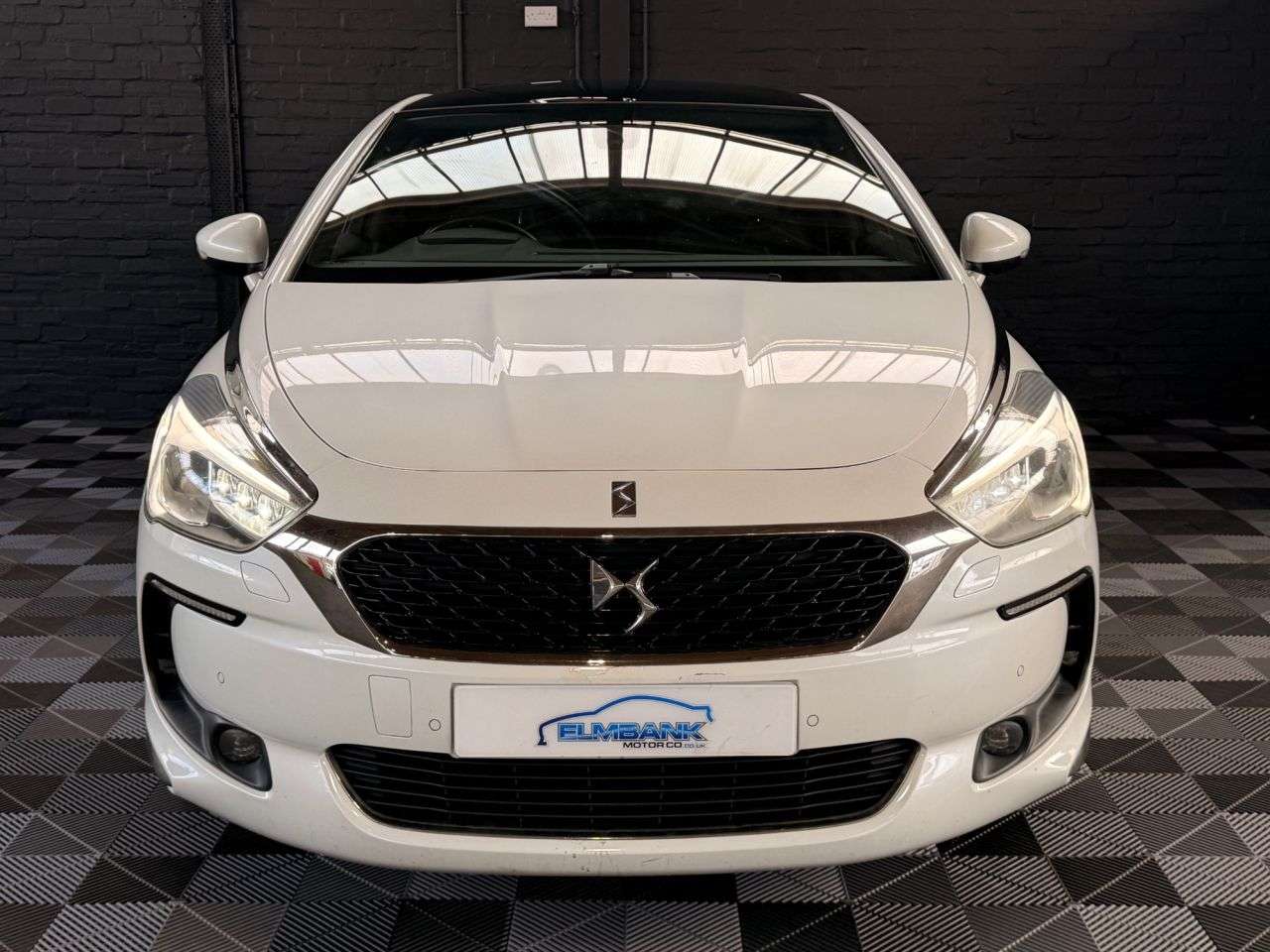 2015 DS AUTOMOBILES DS 5 2015 DS AUTOMOBILES DS 5