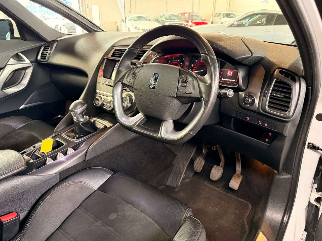 2015 DS AUTOMOBILES DS 5 2015 DS AUTOMOBILES DS 5