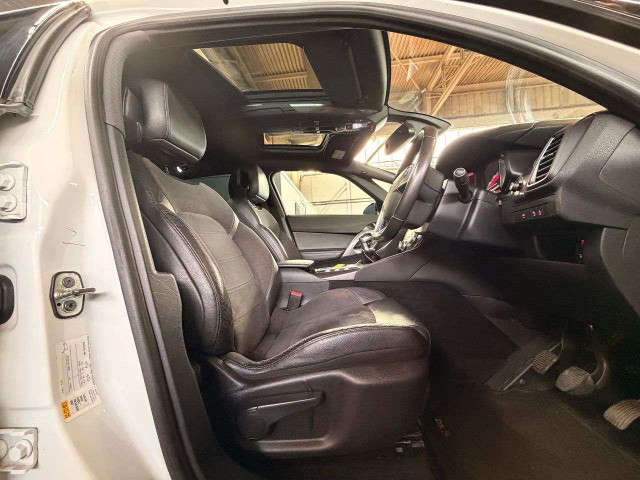 2015 DS AUTOMOBILES DS 5 2015 DS AUTOMOBILES DS 5