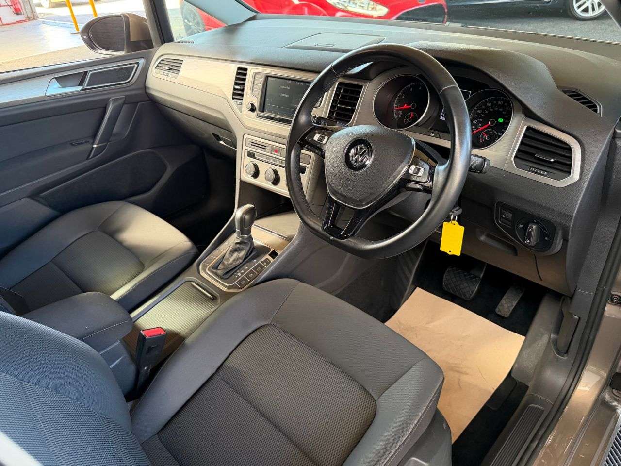 2017 VOLKSWAGEN GOLF SV 2017 VOLKSWAGEN GOLF SV