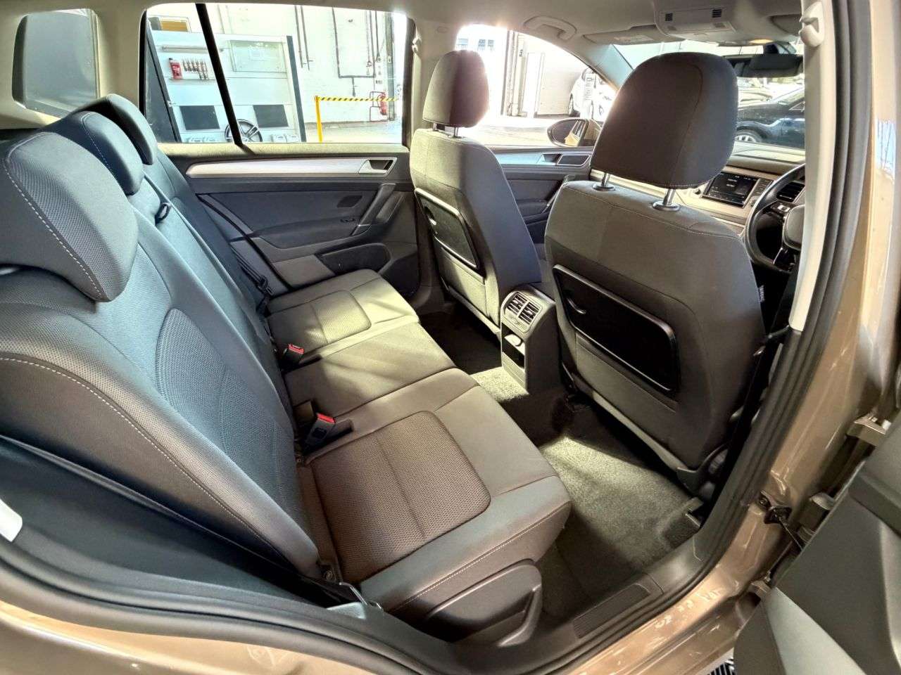 2017 VOLKSWAGEN GOLF SV 2017 VOLKSWAGEN GOLF SV