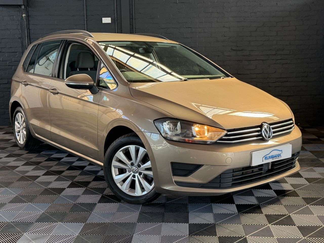 2017 VOLKSWAGEN GOLF SV 2017 VOLKSWAGEN GOLF SV