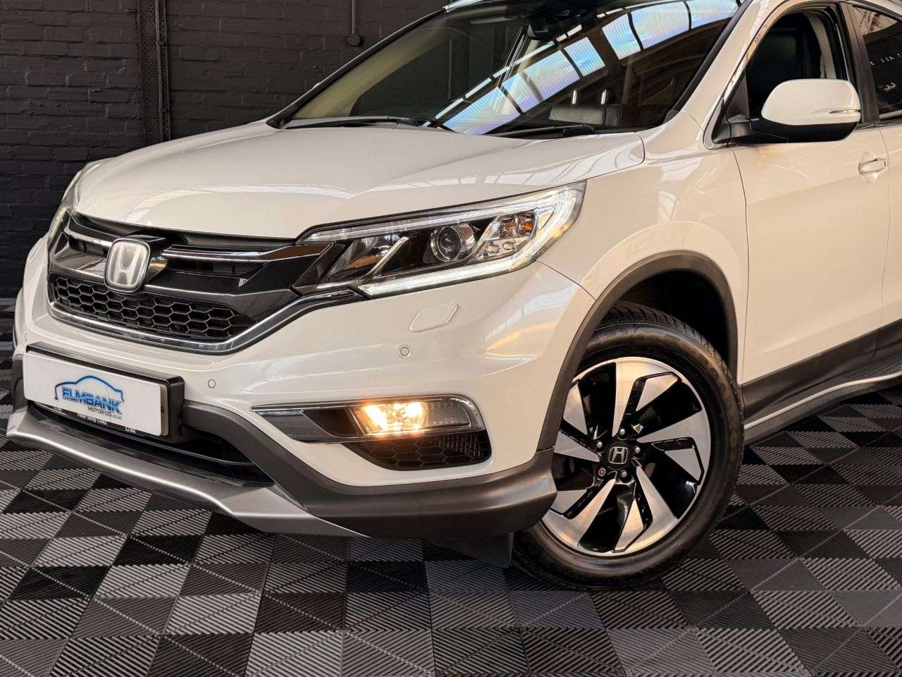 A 2015 HONDA CR-V 1.6 i-DTEC EX SUV 5dr Diesel Manual 4WD Euro 6 (s/s) (160 ps) ULEZ COMPLIAN A 2015 HONDA CR-V 1.6 i-DTEC EX SUV 5dr Diesel Manual 4WD Euro 6 (s/s) (160 ps) ULEZ COMPLIAN