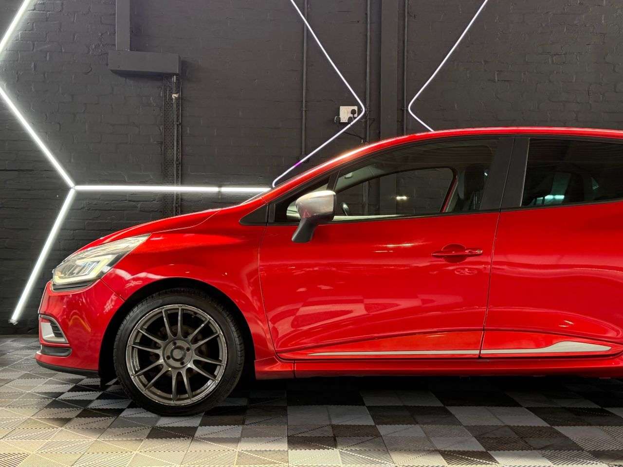 2018 RENAULT CLIO 2018 RENAULT CLIO