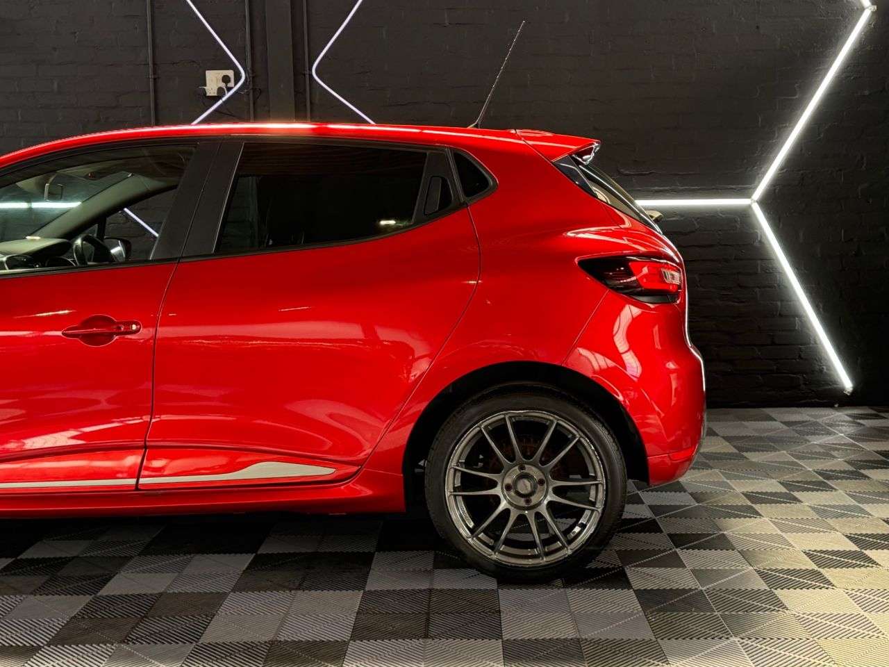 2018 RENAULT CLIO 2018 RENAULT CLIO