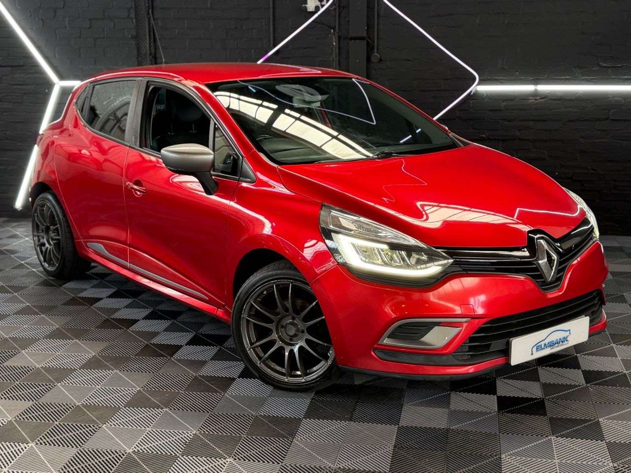 2018 RENAULT CLIO 2018 RENAULT CLIO