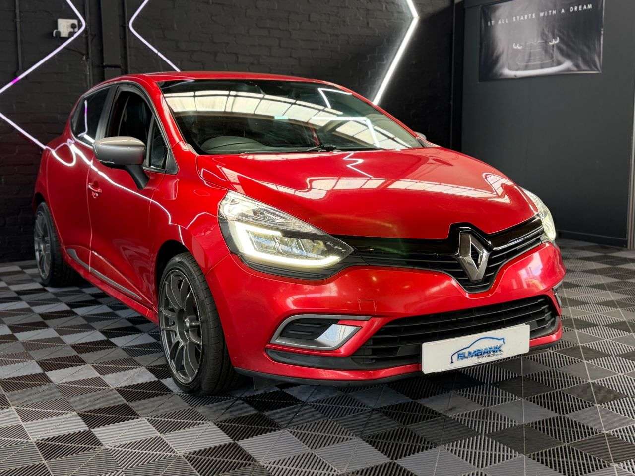 2018 RENAULT CLIO 2018 RENAULT CLIO