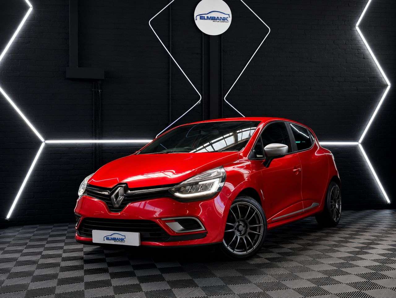 A 2018 RENAULT CLIO 1.5 dCi GT Line Hatchback 5dr Diesel Manual Euro 6 (s/s) (90 ps) LOW ROAD T A 2018 RENAULT CLIO 1.5 dCi GT Line Hatchback 5dr Diesel Manual Euro 6 (s/s) (90 ps) LOW ROAD T