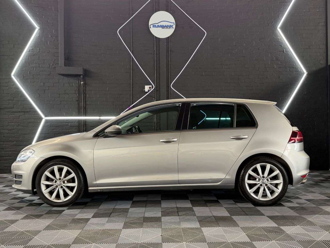 A 2014 VOLKSWAGEN GOLF 1.4 TSI BlueMotion Tech ACT GT Hatchback 5dr Petrol Manual Euro 6 (s/s) (14 A 2014 VOLKSWAGEN GOLF 1.4 TSI BlueMotion Tech ACT GT Hatchback 5dr Petrol Manual Euro 6 (s/s) (14