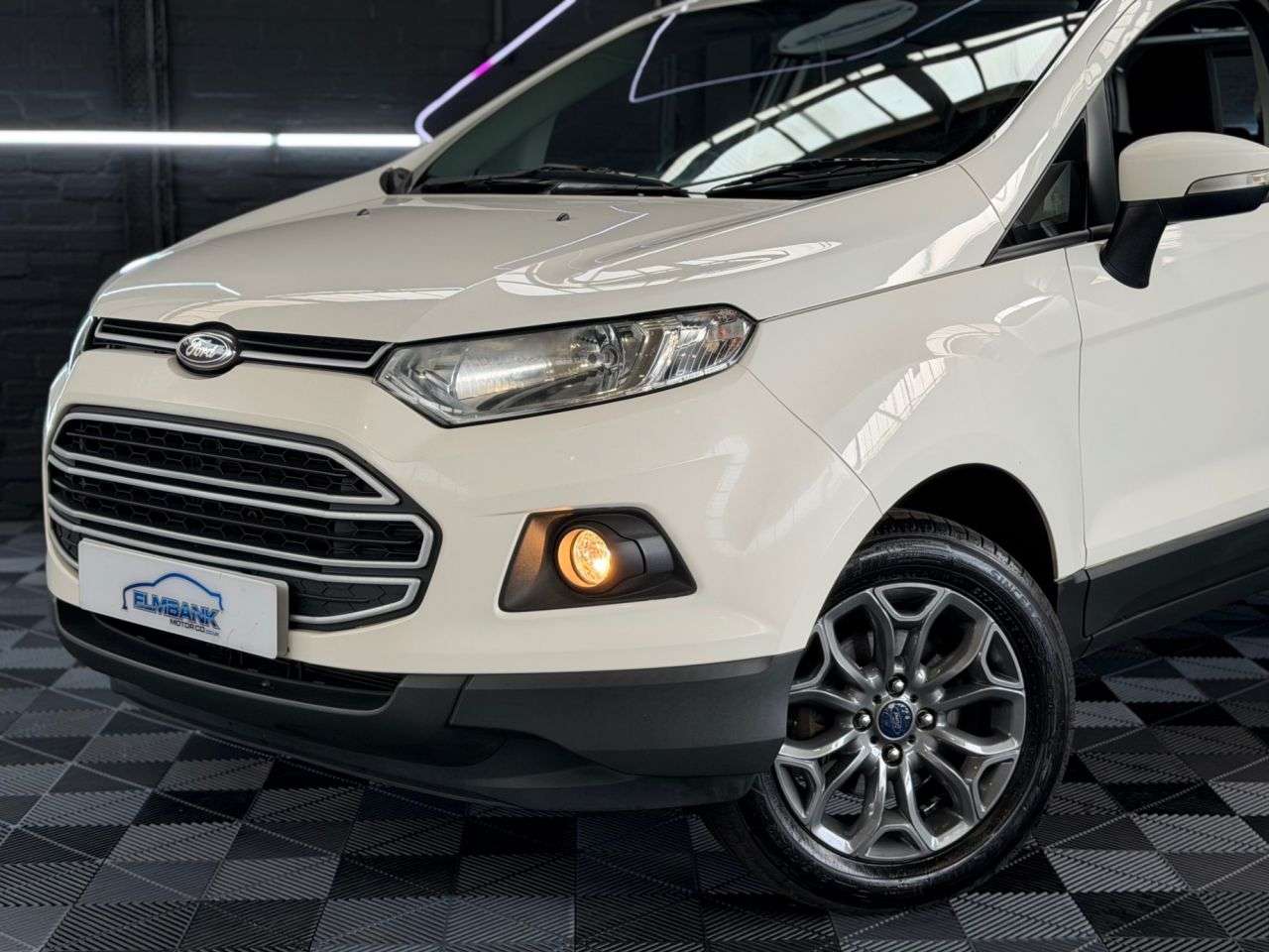 A 2015 FORD ECOSPORT 1.0T EcoBoost Zetec SUV 5dr Petrol Manual 2WD Euro 6 (s/s) (125 ps) GREAT V A 2015 FORD ECOSPORT 1.0T EcoBoost Zetec SUV 5dr Petrol Manual 2WD Euro 6 (s/s) (125 ps) GREAT V