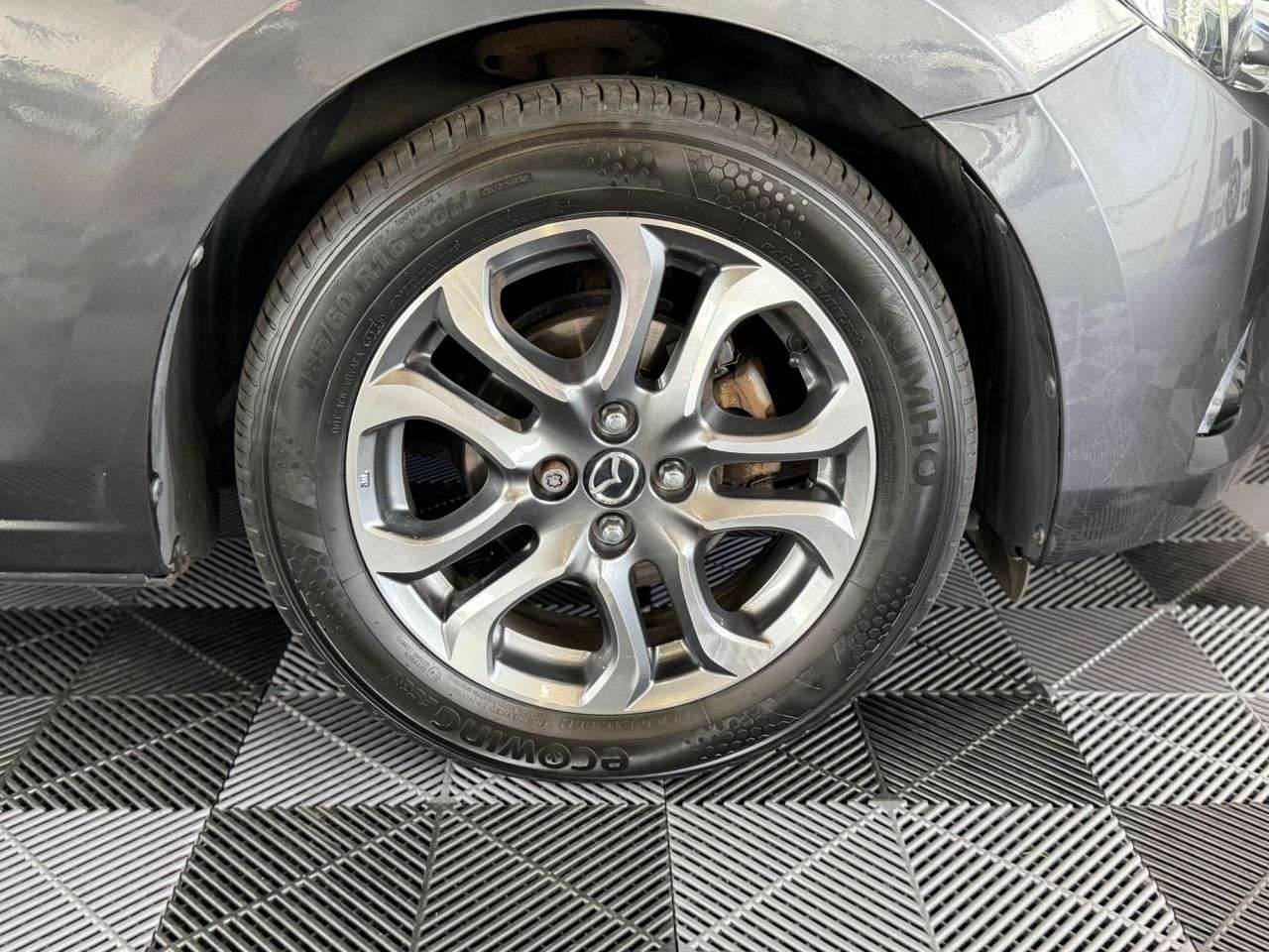 2019 MAZDA MAZDA2 2019 MAZDA MAZDA2