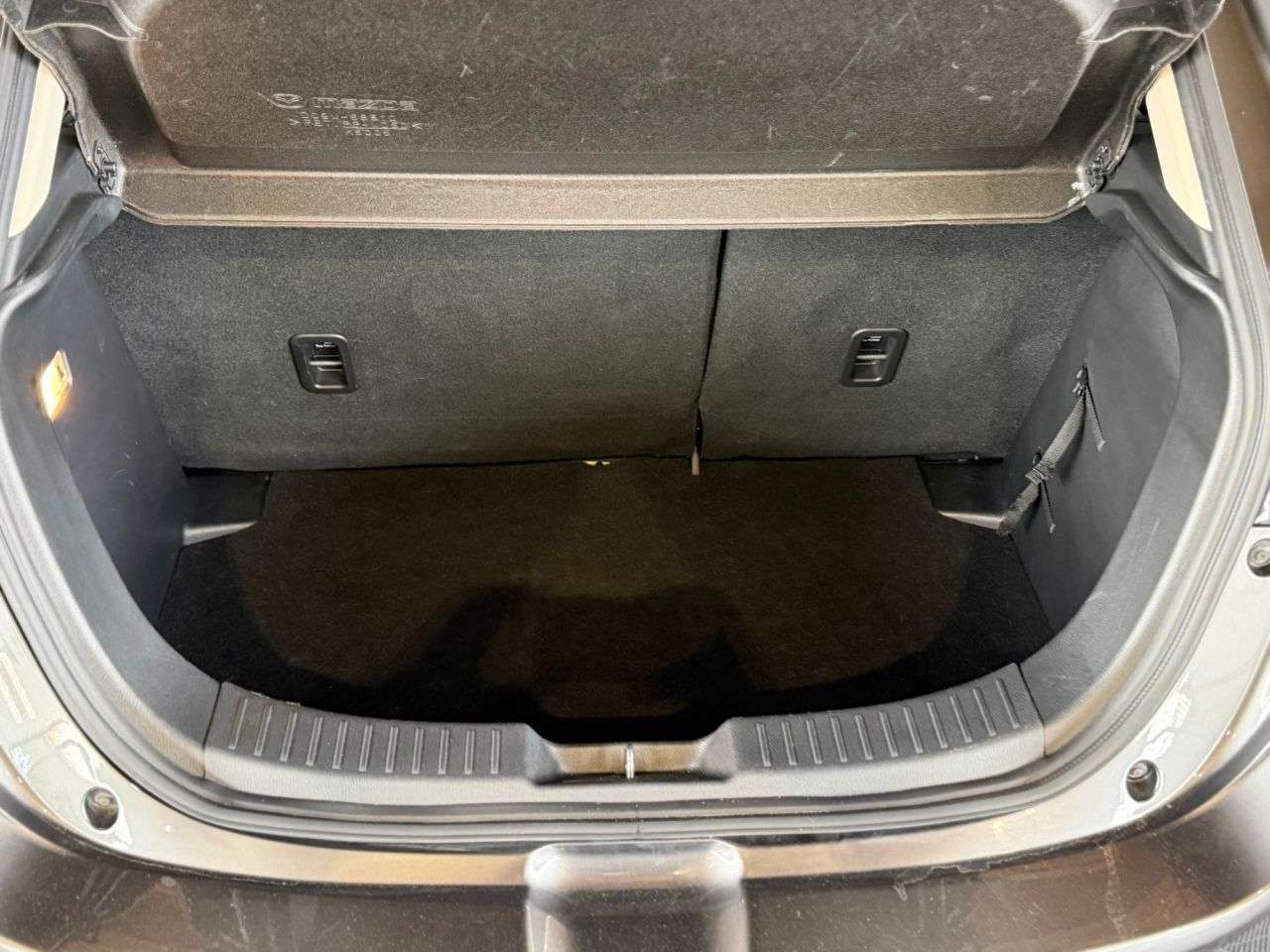 2019 MAZDA MAZDA2 2019 MAZDA MAZDA2
