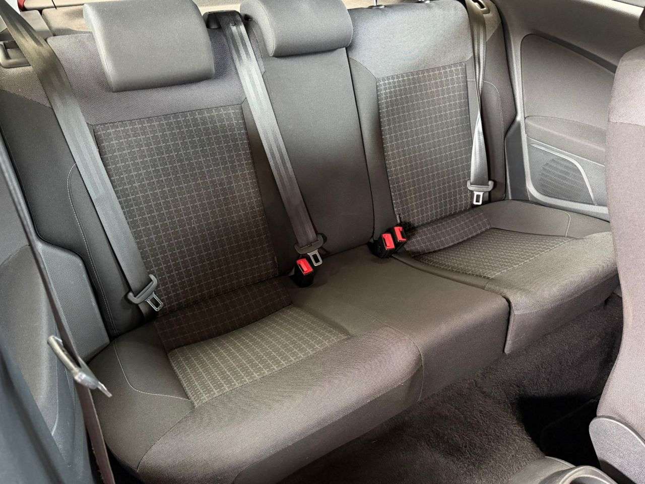 2015 VOLKSWAGEN POLO 2015 VOLKSWAGEN POLO