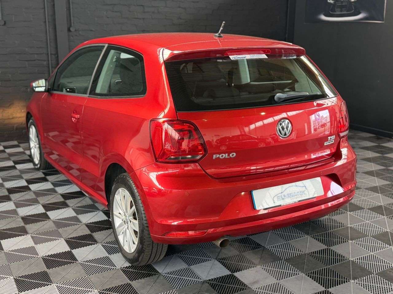 2015 VOLKSWAGEN POLO 2015 VOLKSWAGEN POLO