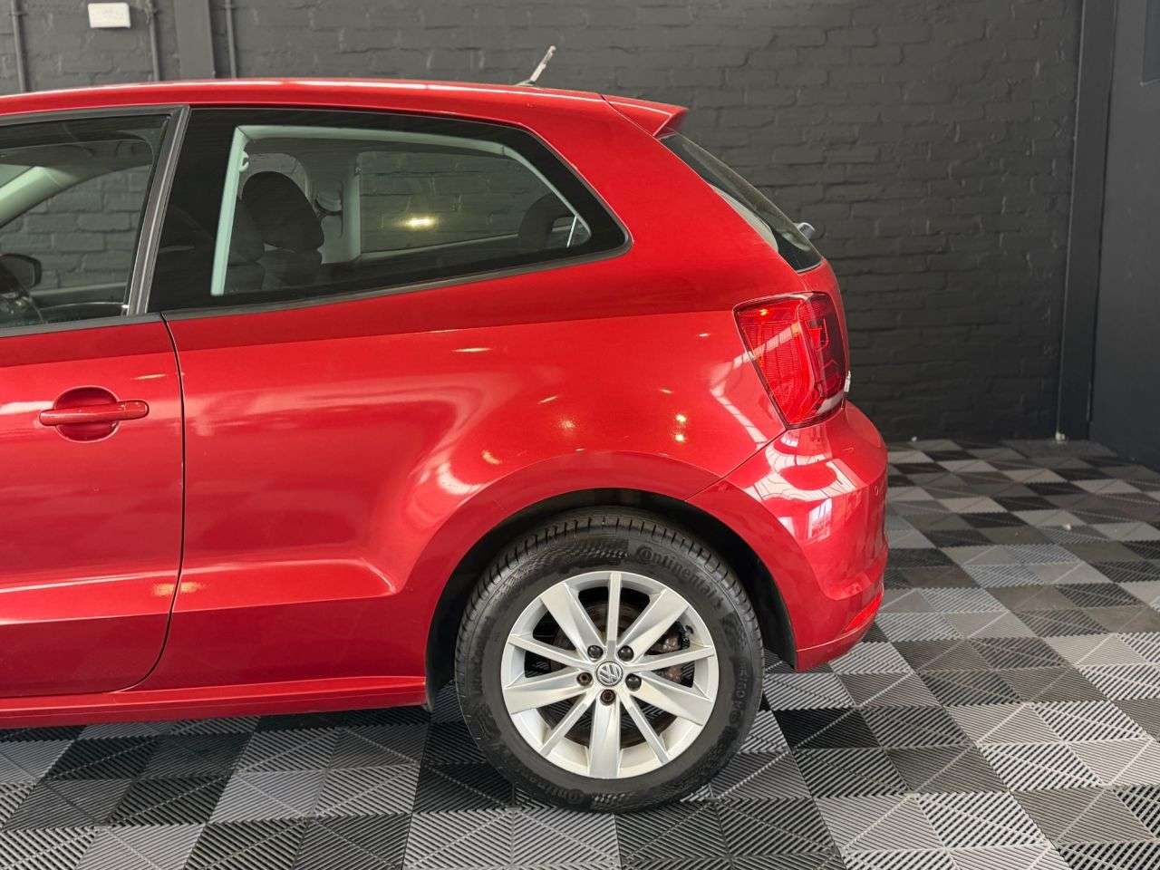 2015 VOLKSWAGEN POLO 2015 VOLKSWAGEN POLO