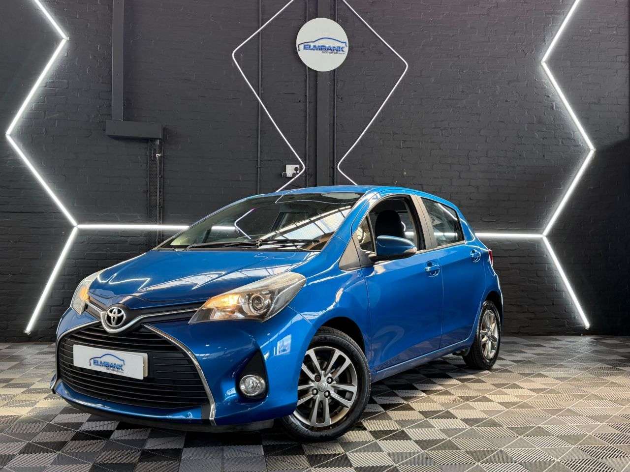 A 2015 TOYOTA YARIS 1.33 Dual VVT-i Icon Hatchback 5dr Petrol Manual Euro 5 Euro 5 (99 ps) PERF A 2015 TOYOTA YARIS 1.33 Dual VVT-i Icon Hatchback 5dr Petrol Manual Euro 5 Euro 5 (99 ps) PERF