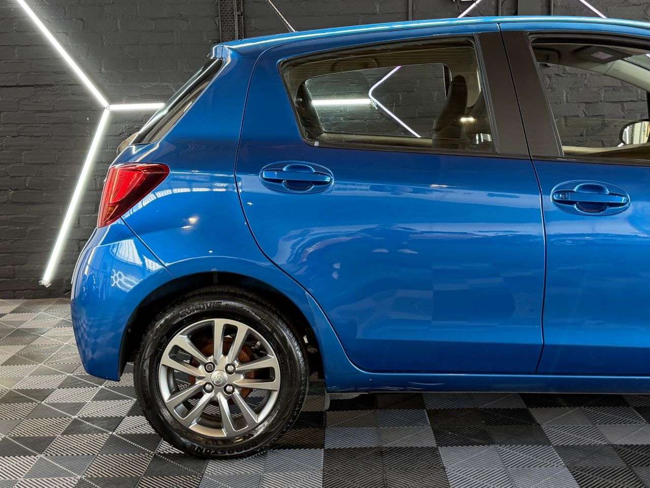 2015 TOYOTA YARIS 2015 TOYOTA YARIS