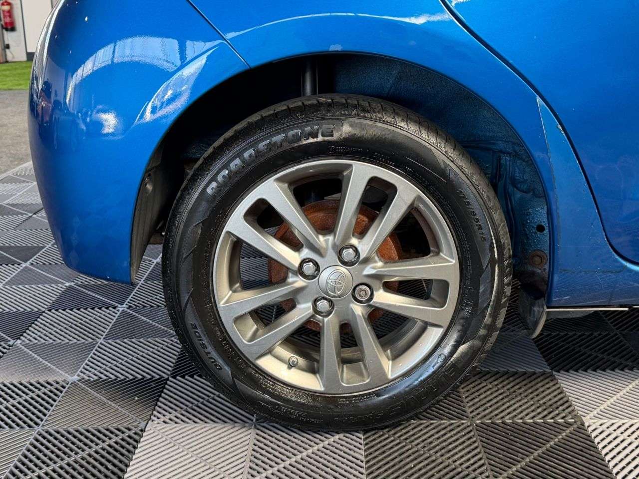 2015 TOYOTA YARIS 2015 TOYOTA YARIS