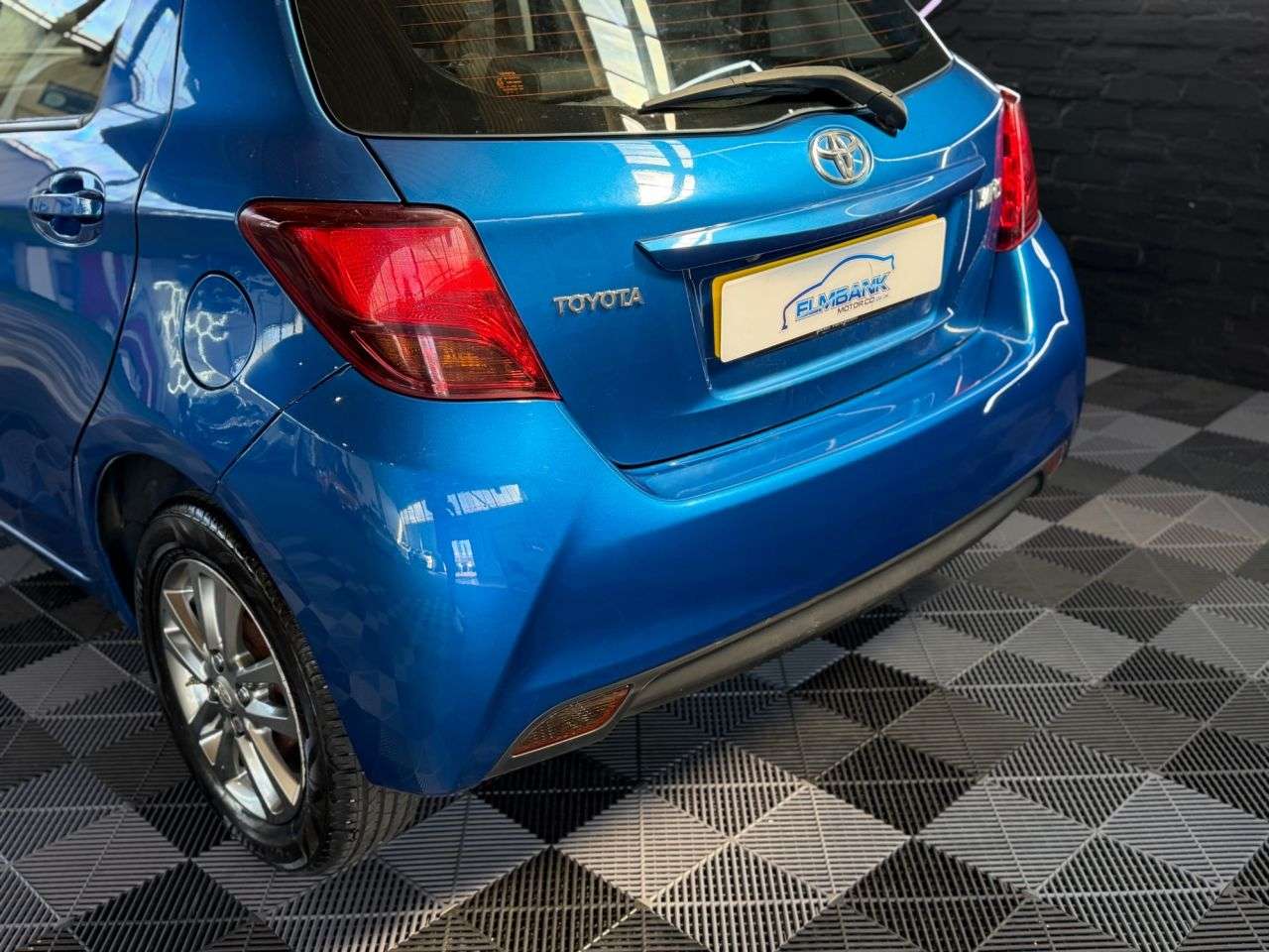 2015 TOYOTA YARIS 2015 TOYOTA YARIS