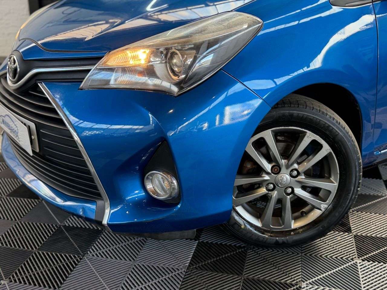 2015 TOYOTA YARIS 2015 TOYOTA YARIS