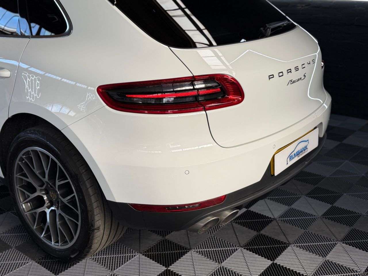 2015 PORSCHE MACAN 2015 PORSCHE MACAN