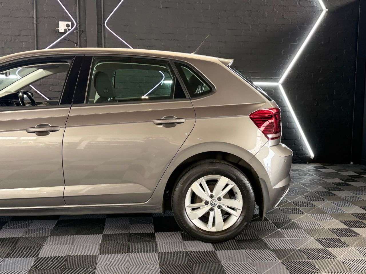 2019 VOLKSWAGEN POLO 2019 VOLKSWAGEN POLO