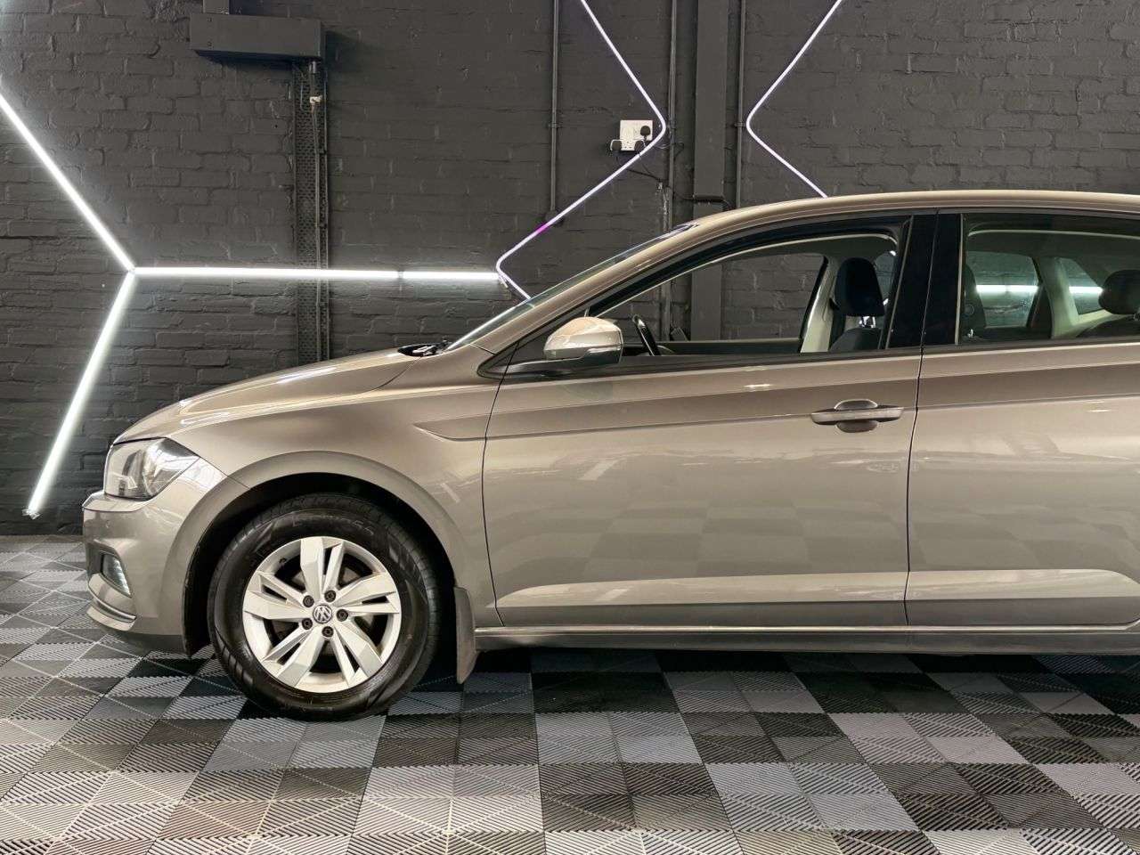 2019 VOLKSWAGEN POLO 2019 VOLKSWAGEN POLO
