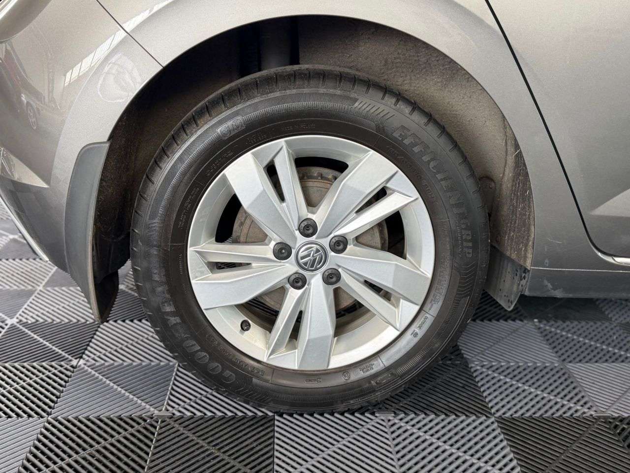 2019 VOLKSWAGEN POLO 2019 VOLKSWAGEN POLO