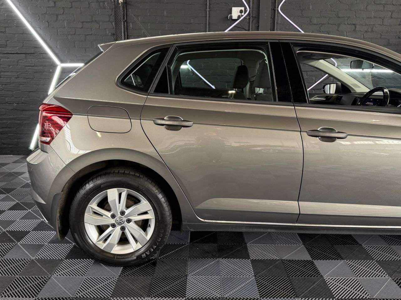 2019 VOLKSWAGEN POLO 2019 VOLKSWAGEN POLO