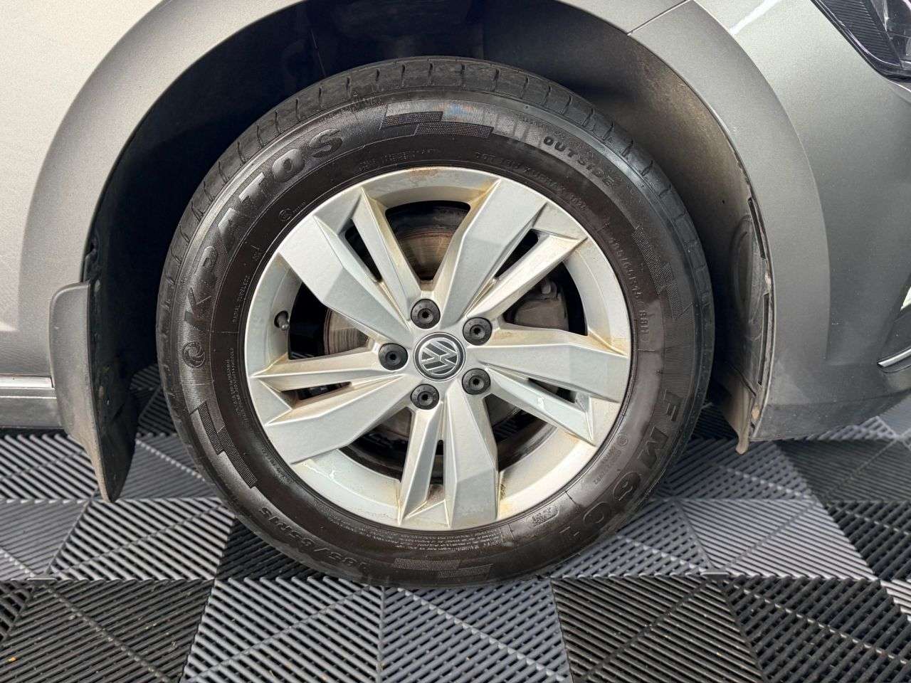2019 VOLKSWAGEN POLO 2019 VOLKSWAGEN POLO